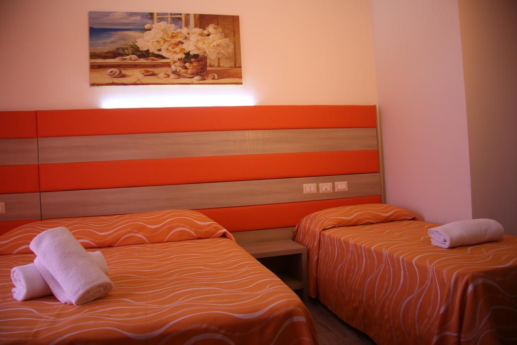 Chrismare Hotel Mazzeo Ngoại thất bức ảnh