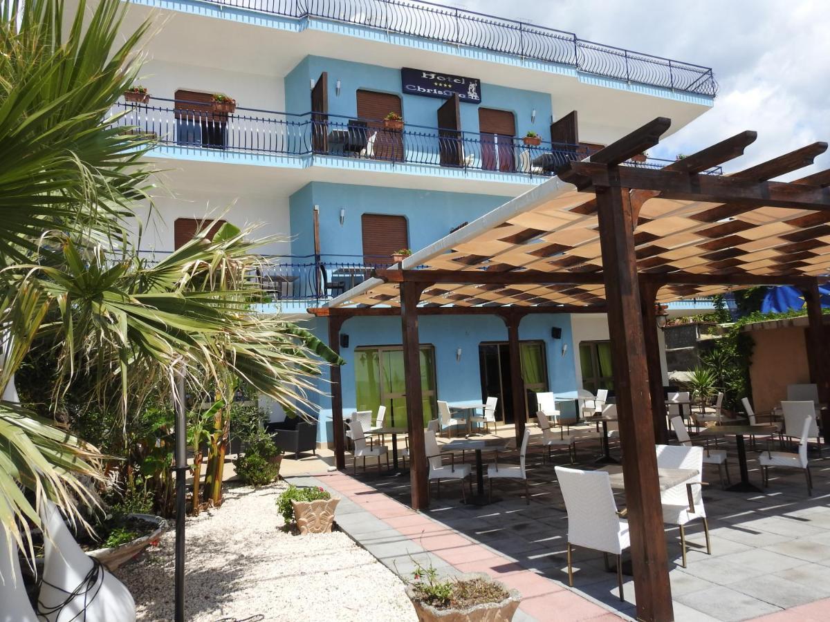 Chrismare Hotel Mazzeo Ngoại thất bức ảnh